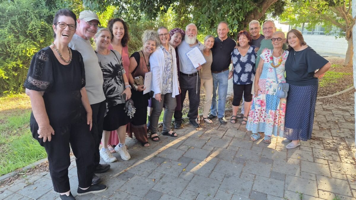 Rutti (right) with the group she facilitates
