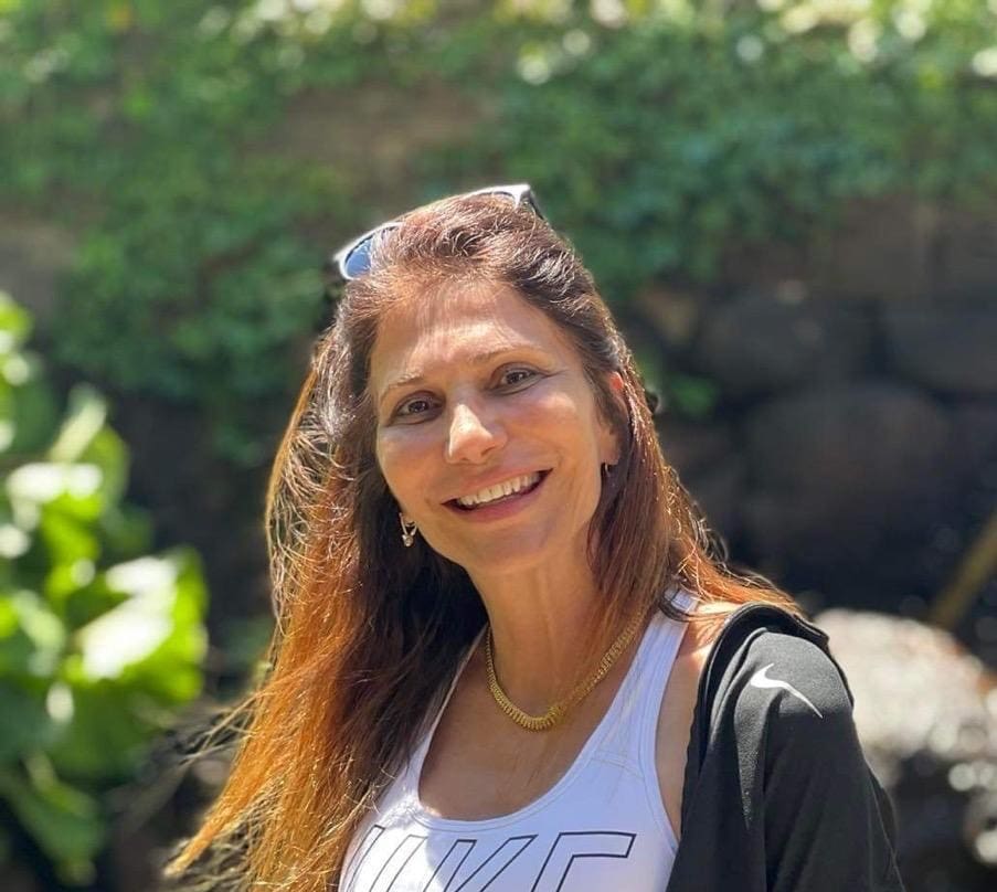 Dr Ella Levy